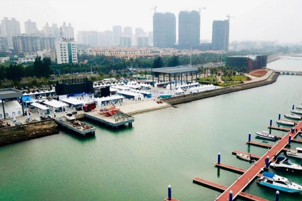 首屆海南（國際）游艇產ye博覽hui在海kou開幕